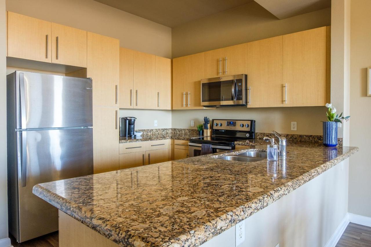 Frontdesk Oakwood Residence Apts Uptown دالاس المظهر الخارجي الصورة